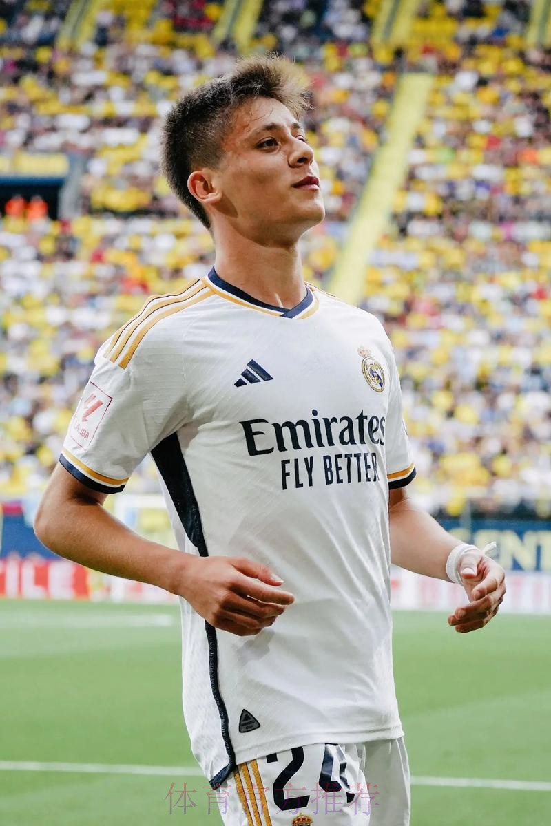 安帅:居莱尔很快能获得主角戏份 没人能保证首发 安帅:居莱尔很快能获得主角戏份 没人能保证首发